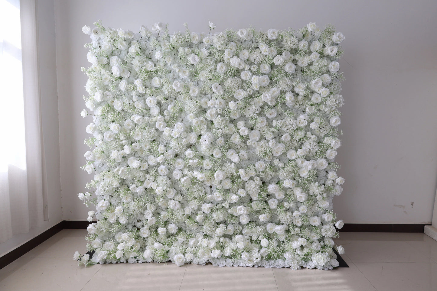 Luxe Floral Wall (Within the US)